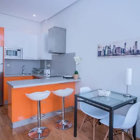 Apartment Centre Larios Street *
