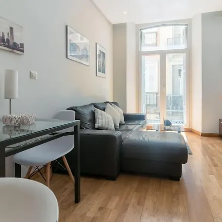 Centre Larios Street Apartment *